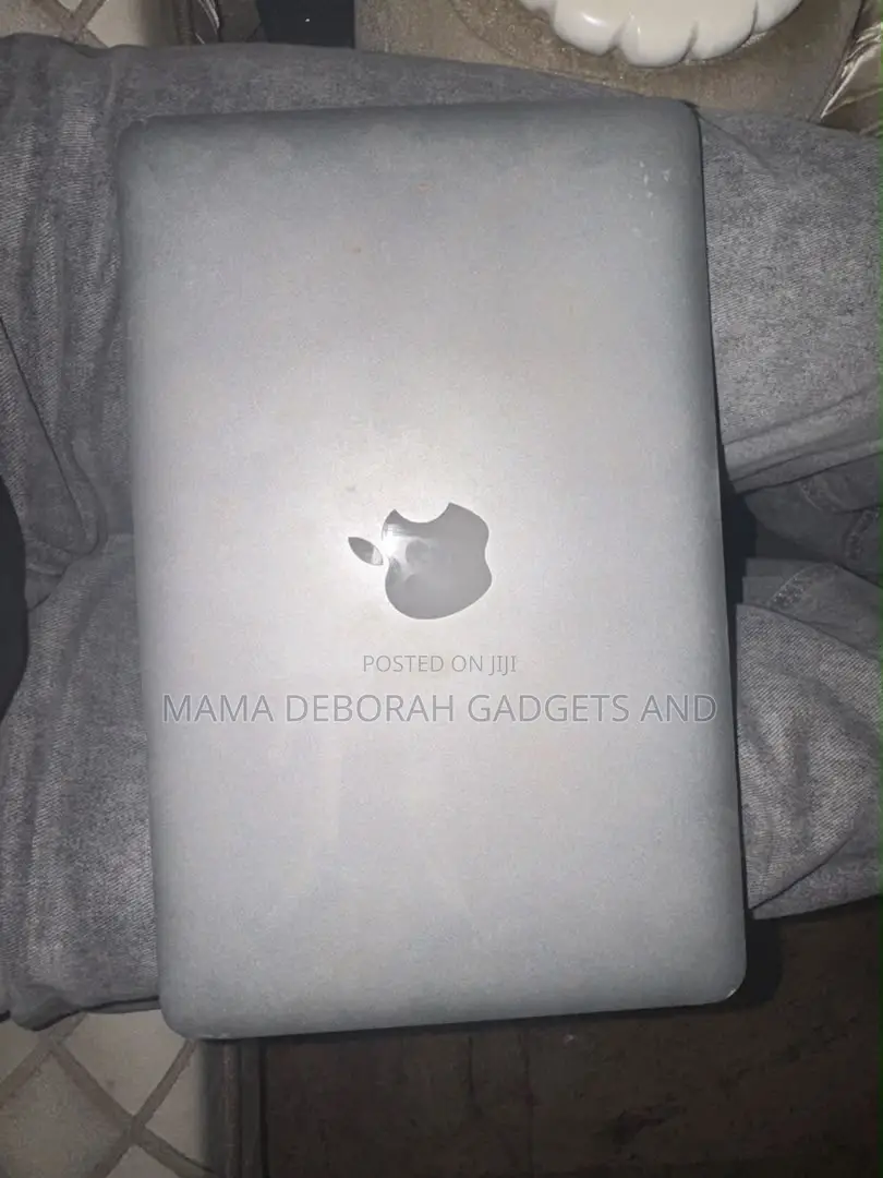 Laptop Apple MacBook Air 8GB Intel Core i5 SSD 256GB