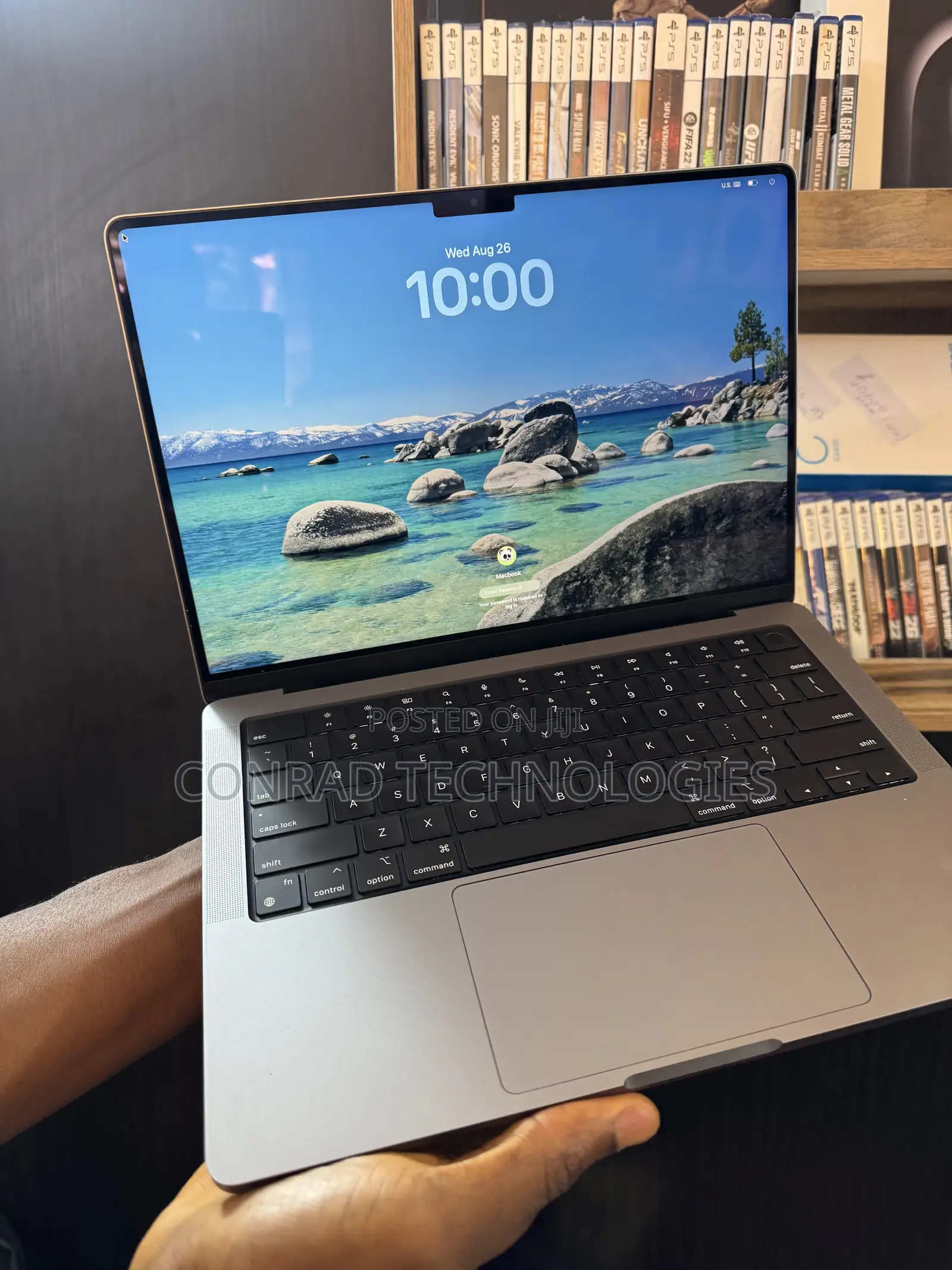 Laptop Apple MacBook Pro 2021 M1 16GB Apple M1 Pro SSD 512GB
