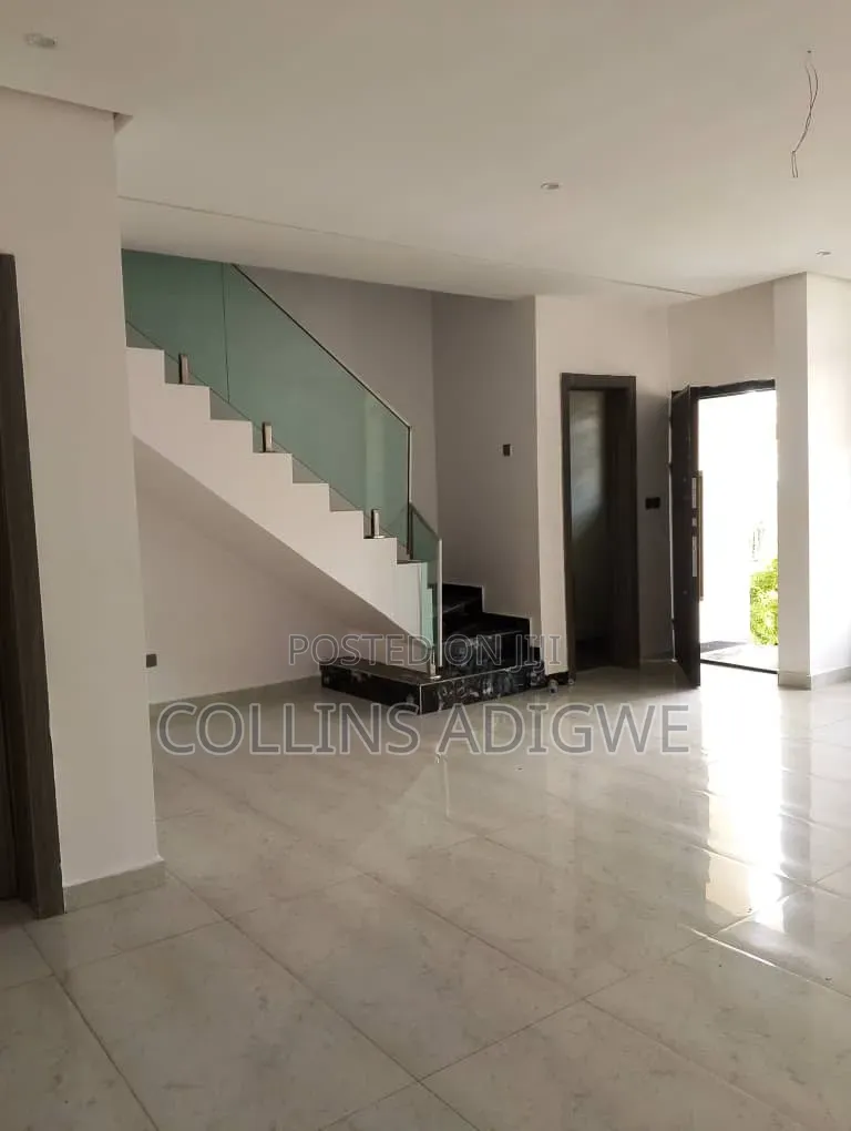 4bdrm Duplex in Sangotedo Ajah for rent
