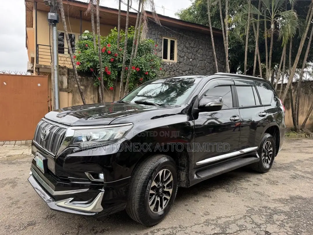 Toyota Land Cruiser Prado 2.7 i 2013 Black