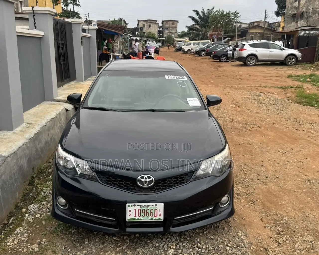Toyota Camry SE 4dr Sedan (2.5L 4cyl 6A) 2012 Black