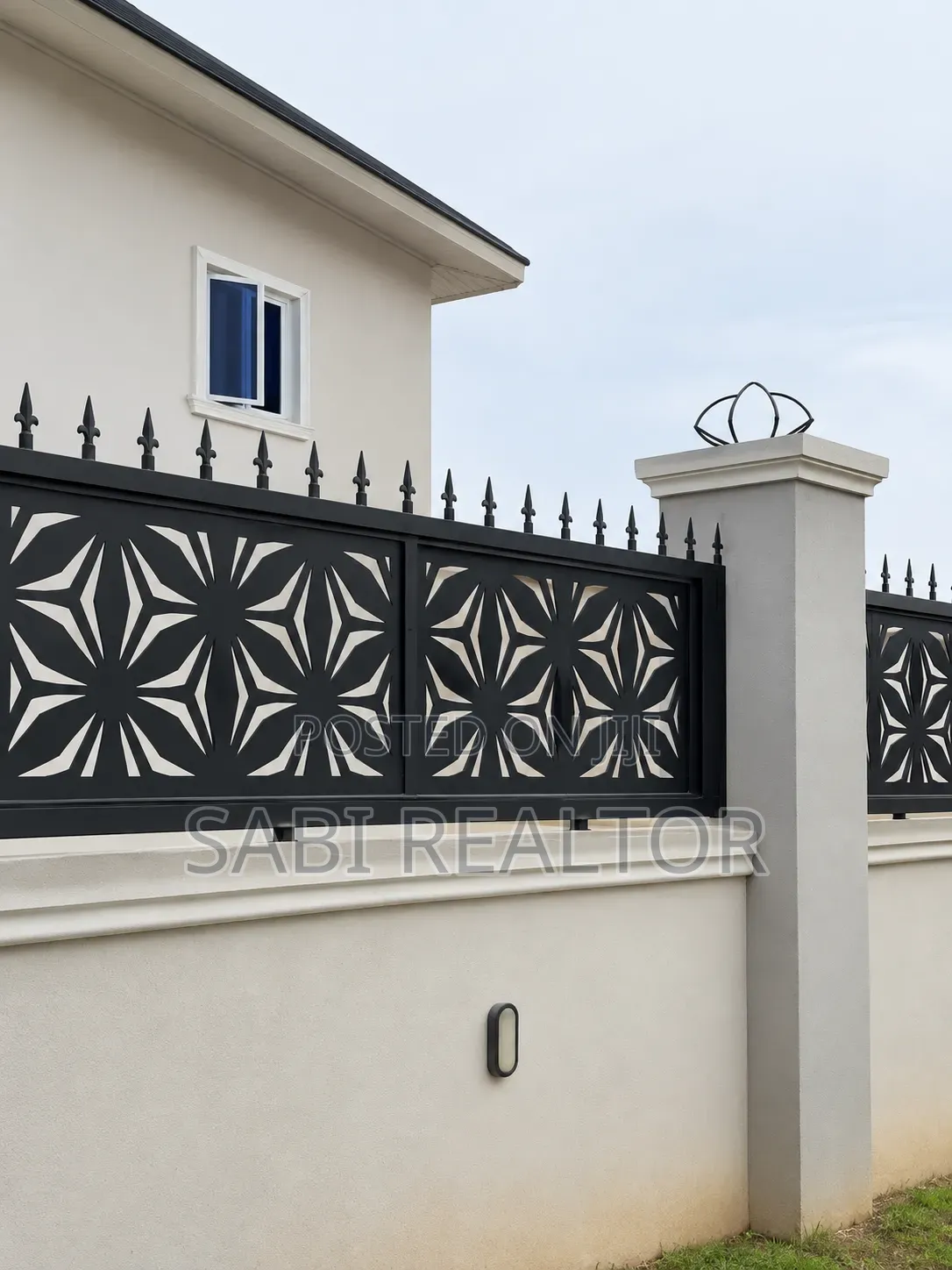 Furnished 3bdrm Block of Flats in Baruwa for sale