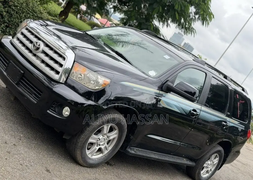 Toyota Sequoia 2011 Black