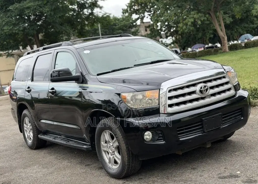 Toyota Sequoia 2011 Black