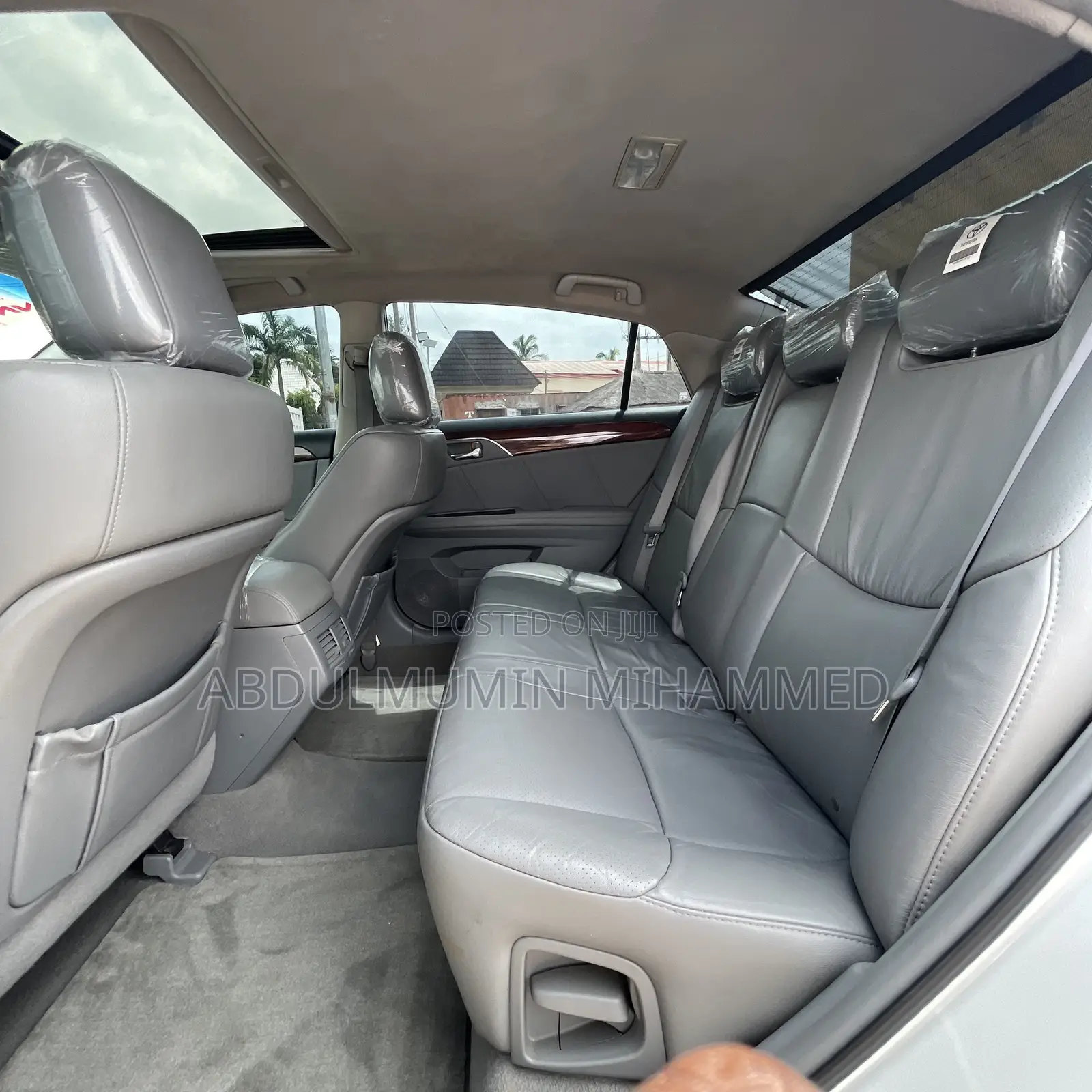 Toyota Avalon Limited 2010 White