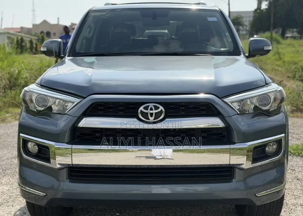Toyota 4-Runner 2015 Blue