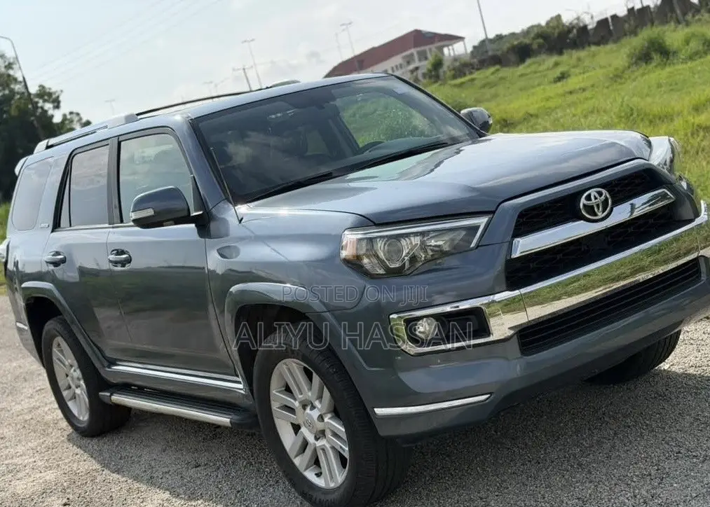Toyota 4-Runner 2015 Blue