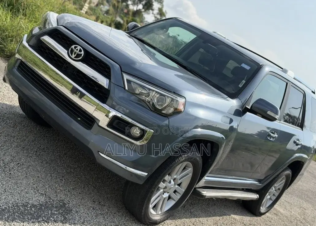 Toyota 4-Runner 2015 Blue