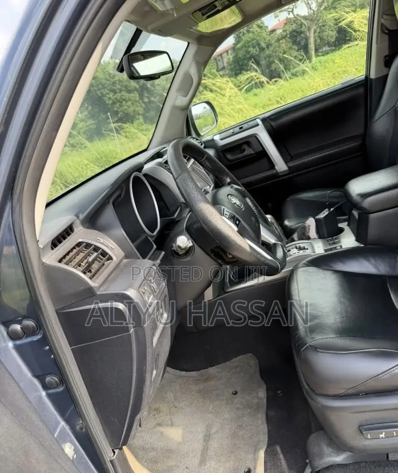 Toyota 4-Runner 2015 Blue