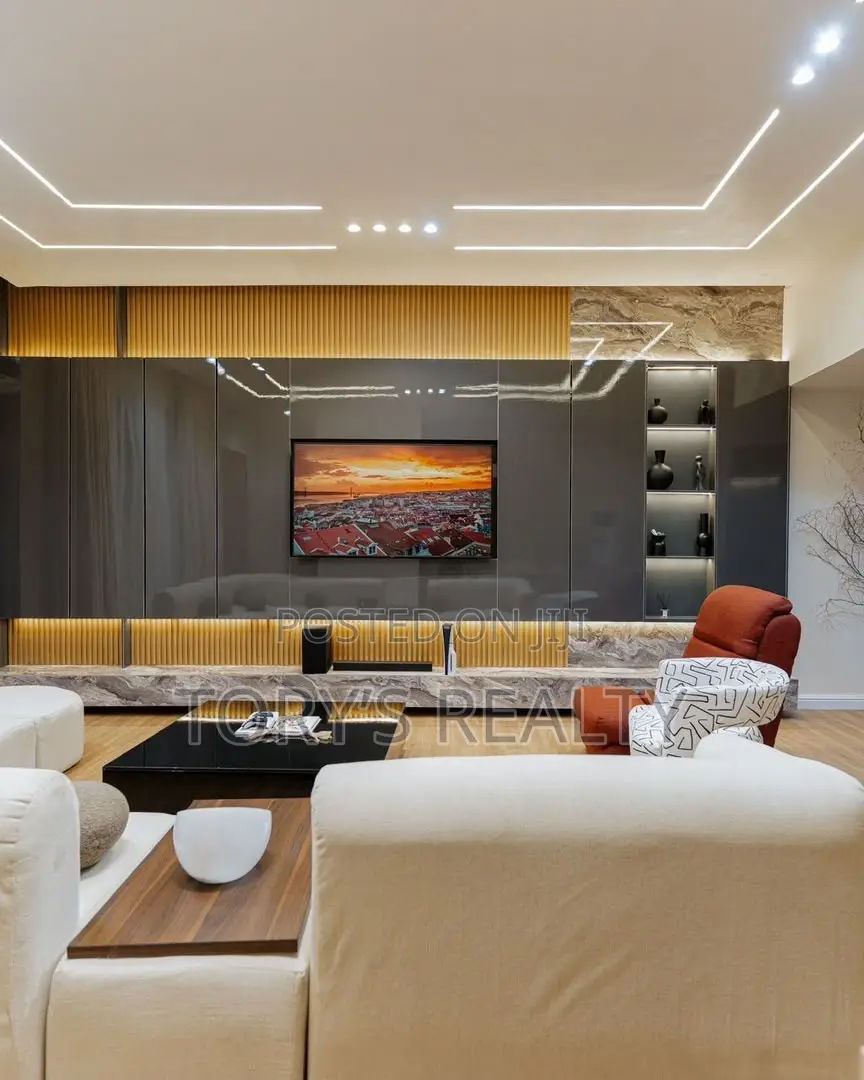 Luxuriously Furnished 3 Bedroom Semi-Detached Duplex