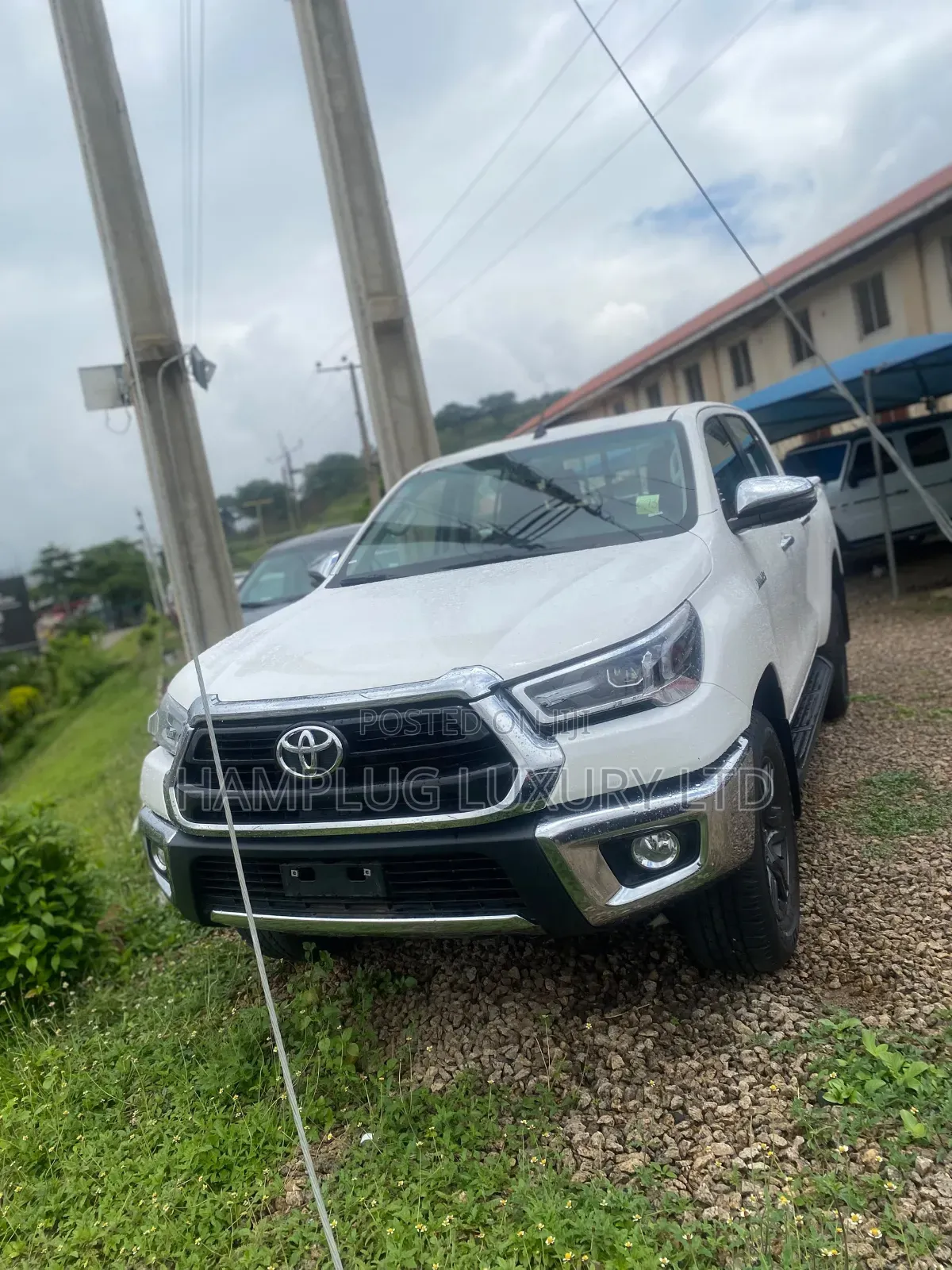 New Toyota Hilux 2025 White
