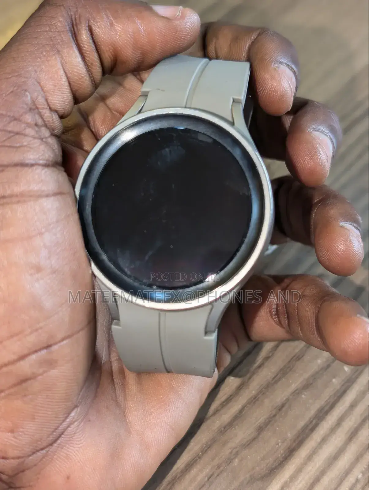 Watch 5 Pro
