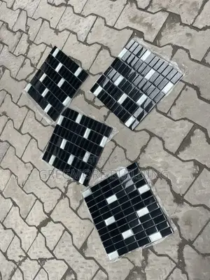 Thick Glass Mosaic Black and White
