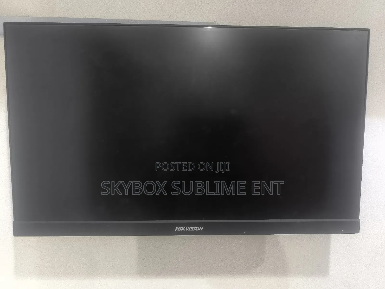 Hikvision 22" Monitor