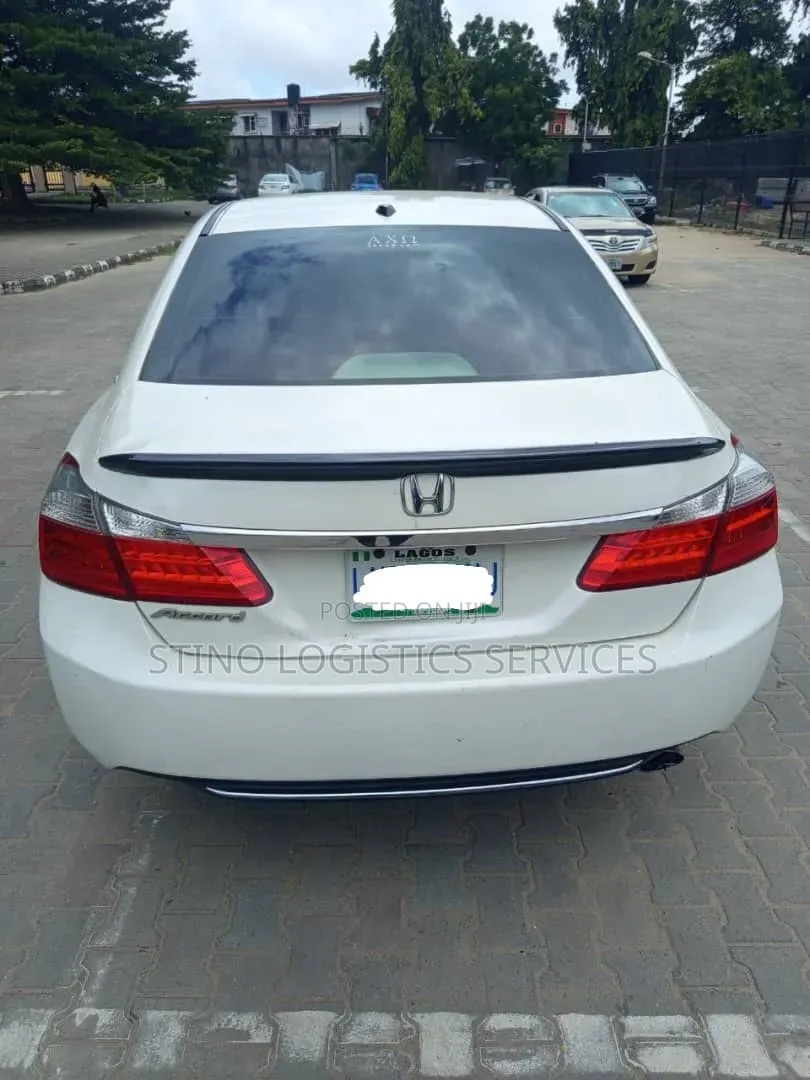 Honda Accord 2013 White