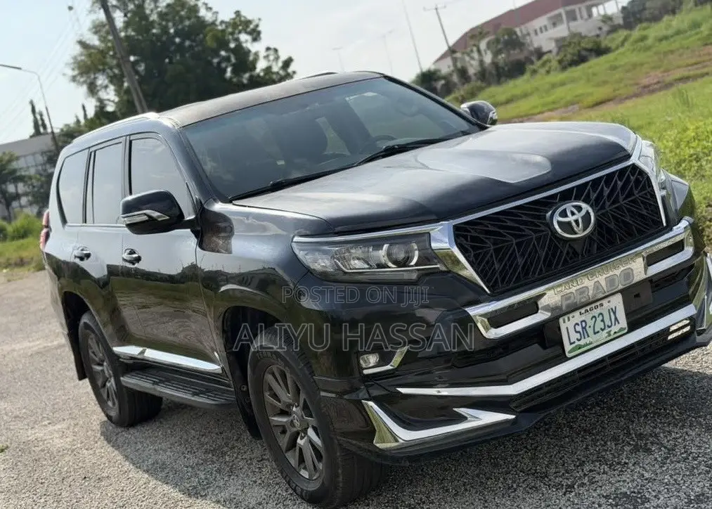 Toyota Land Cruiser Prado 2015 Black