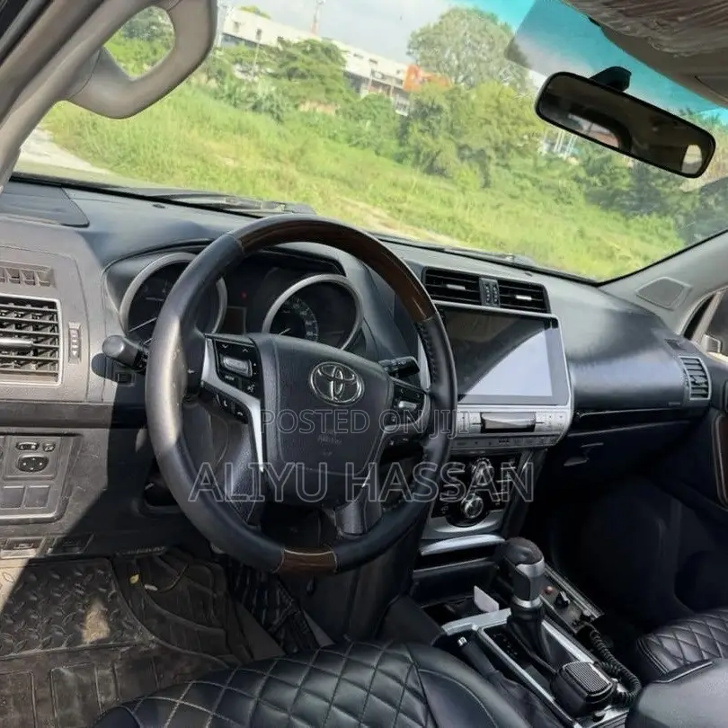 Toyota Land Cruiser Prado 2015 Black