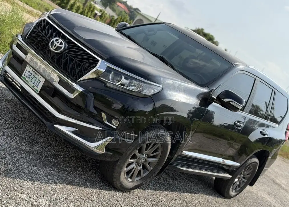 Toyota Land Cruiser Prado 2015 Black