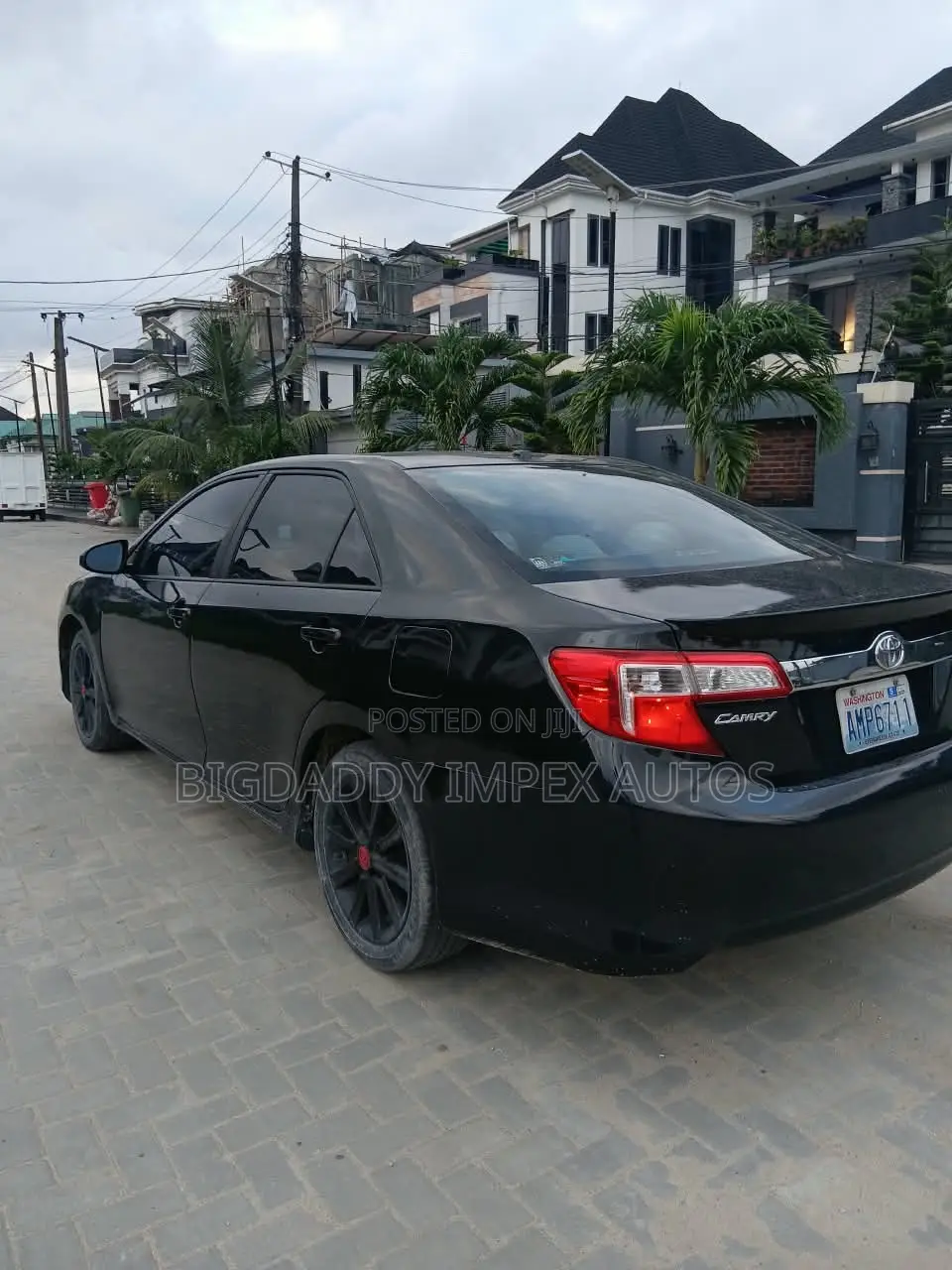 Toyota Camry XLE 4dr Sedan (2.5L 4cyl 6A) 2013 Black