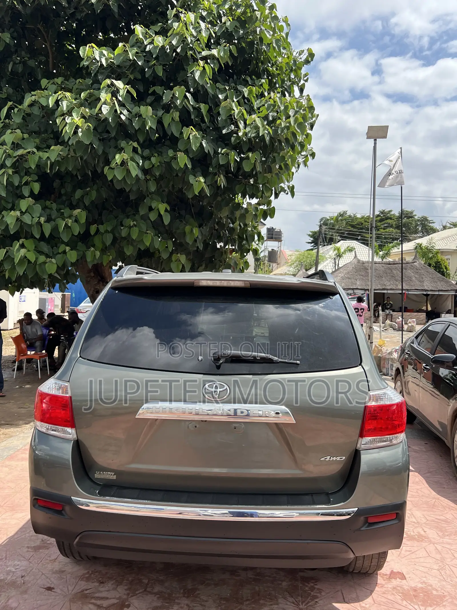 Toyota Highlander 3.5L 4WD 2013 Green