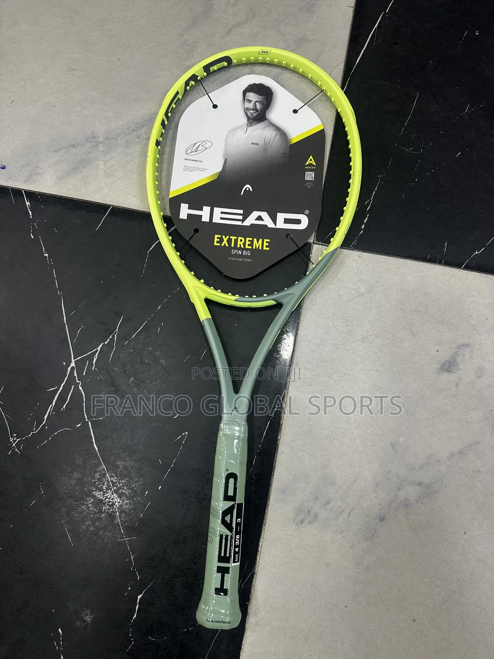 Lawn Tennis Racket (Head Extreme)