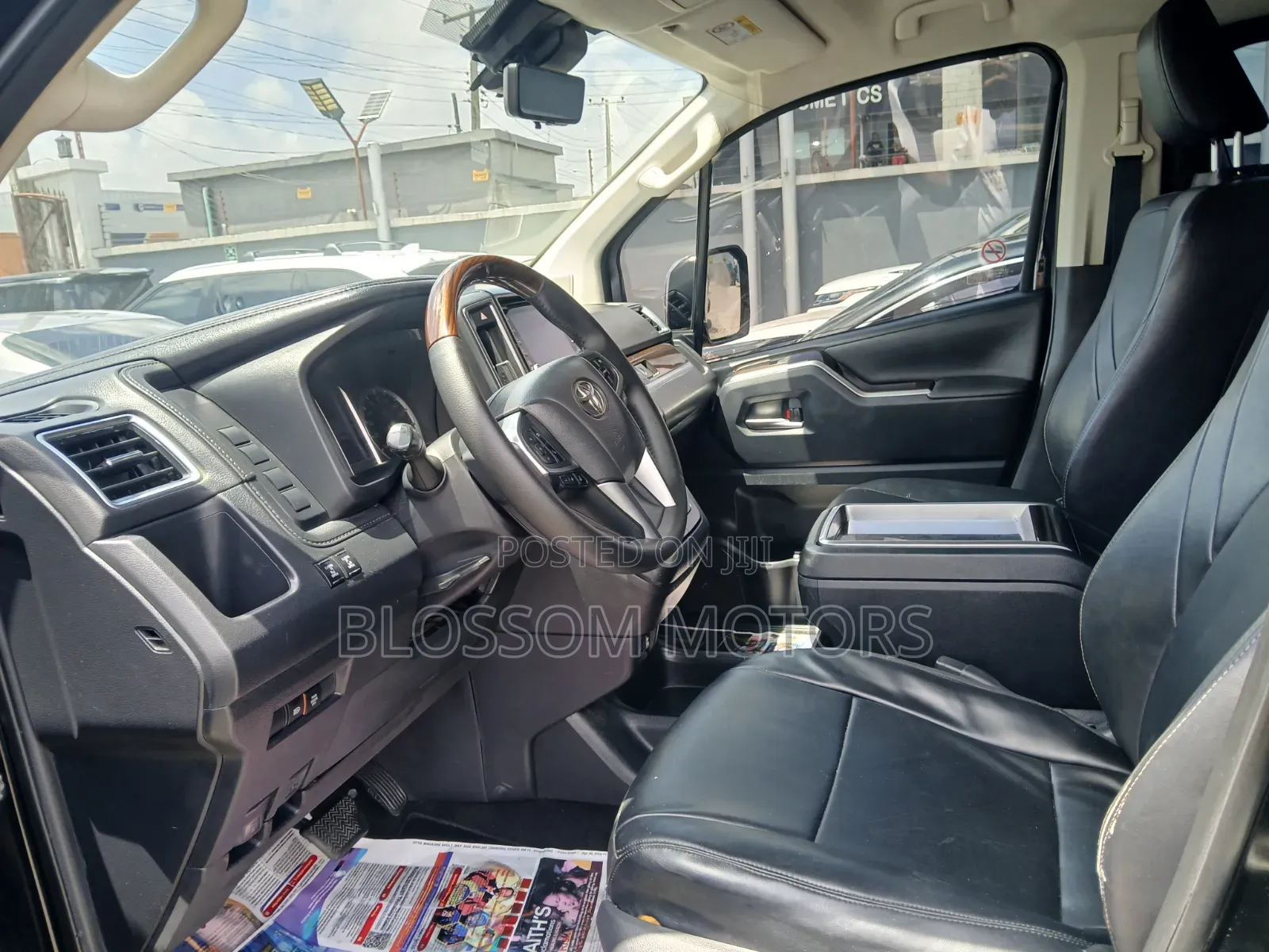 Toyota HiAce 2020 Black