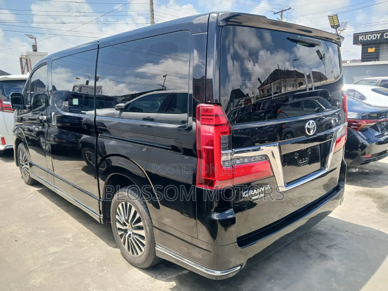 Toyota HiAce 2020 Black