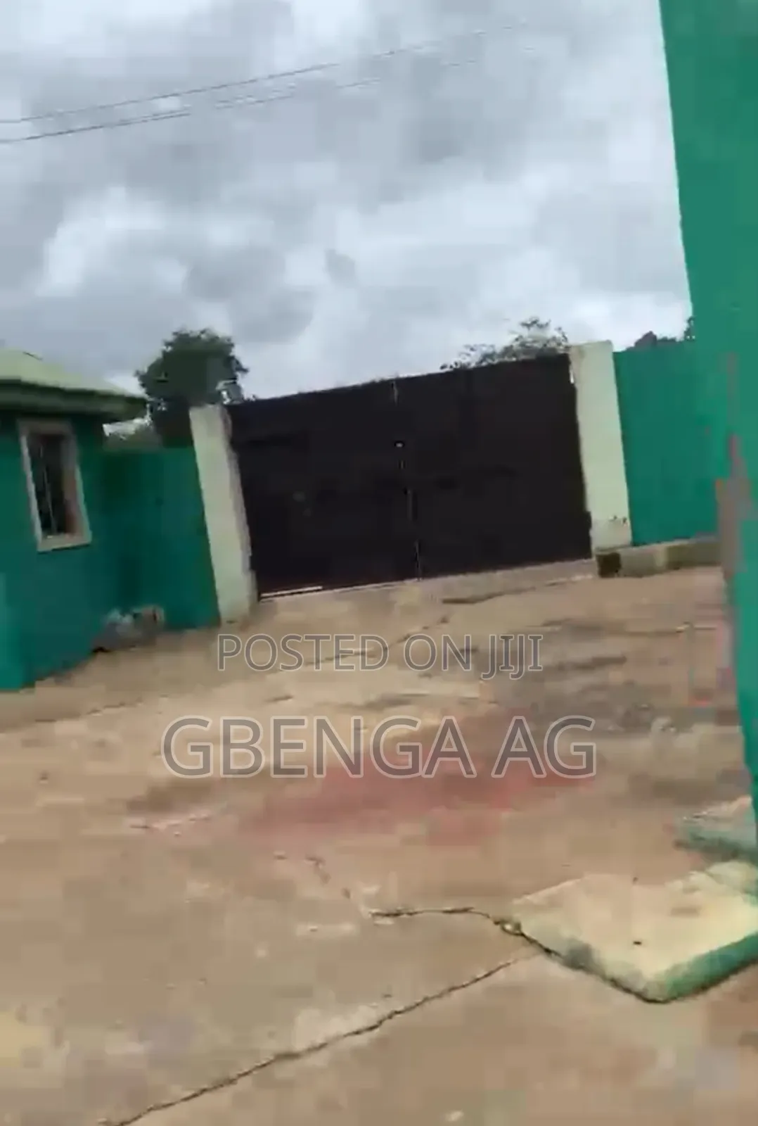 22 Rooms Self Contained Hostel for Sale at Abeokuta