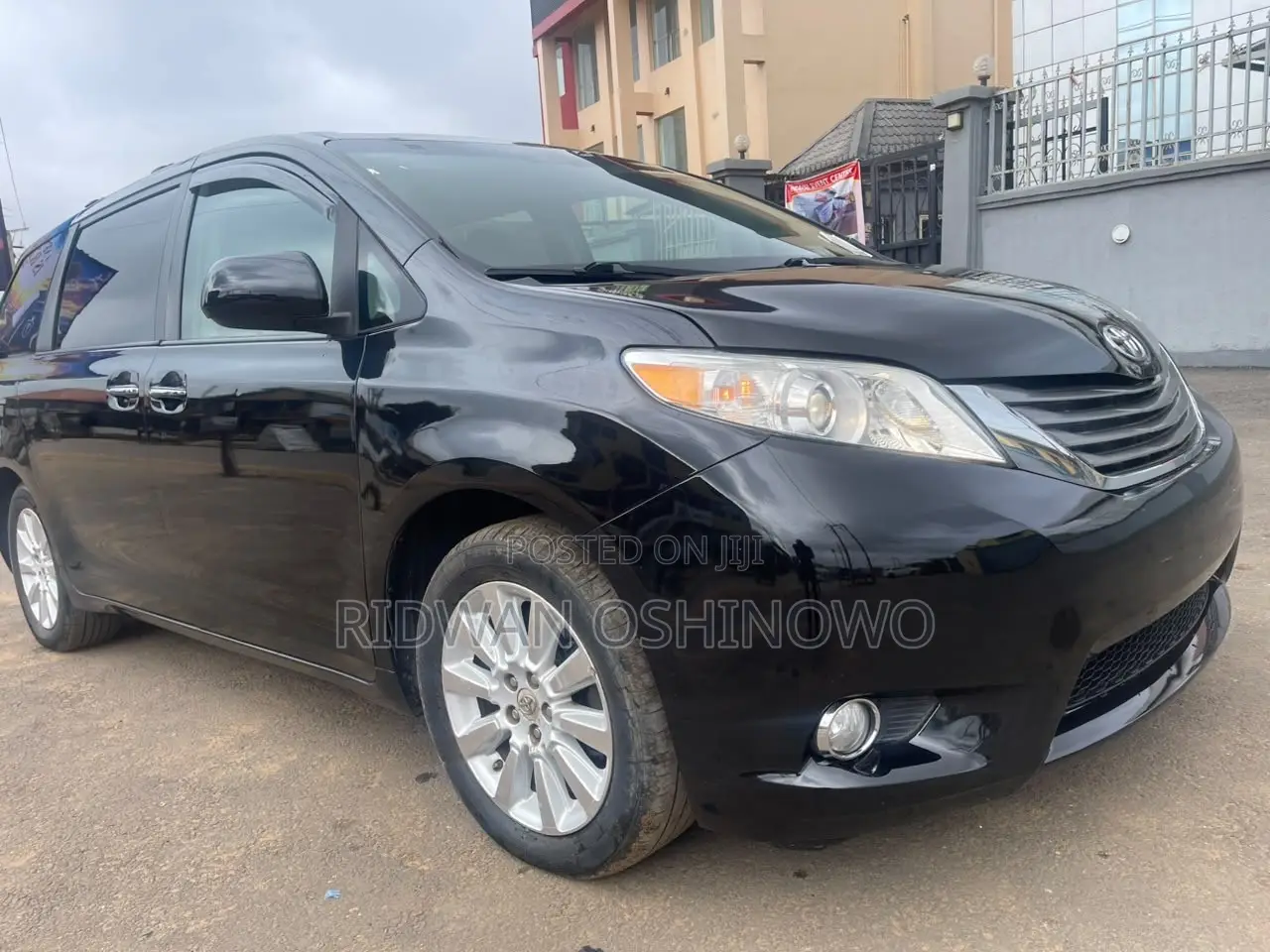 Toyota Sienna XLE 7 Passenger 2012 Blue