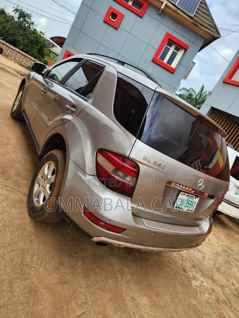 Mercedes-Benz M Class 2010 Brown