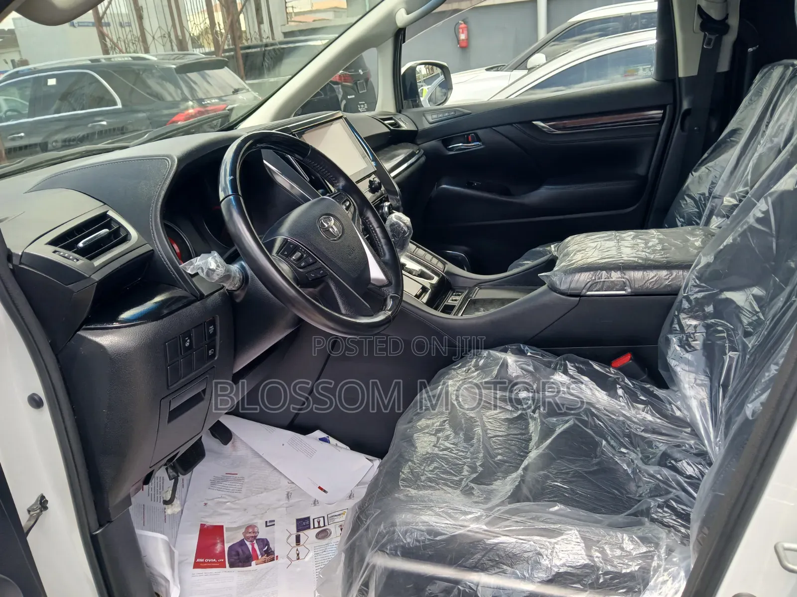 Toyota HiAce 2020 White