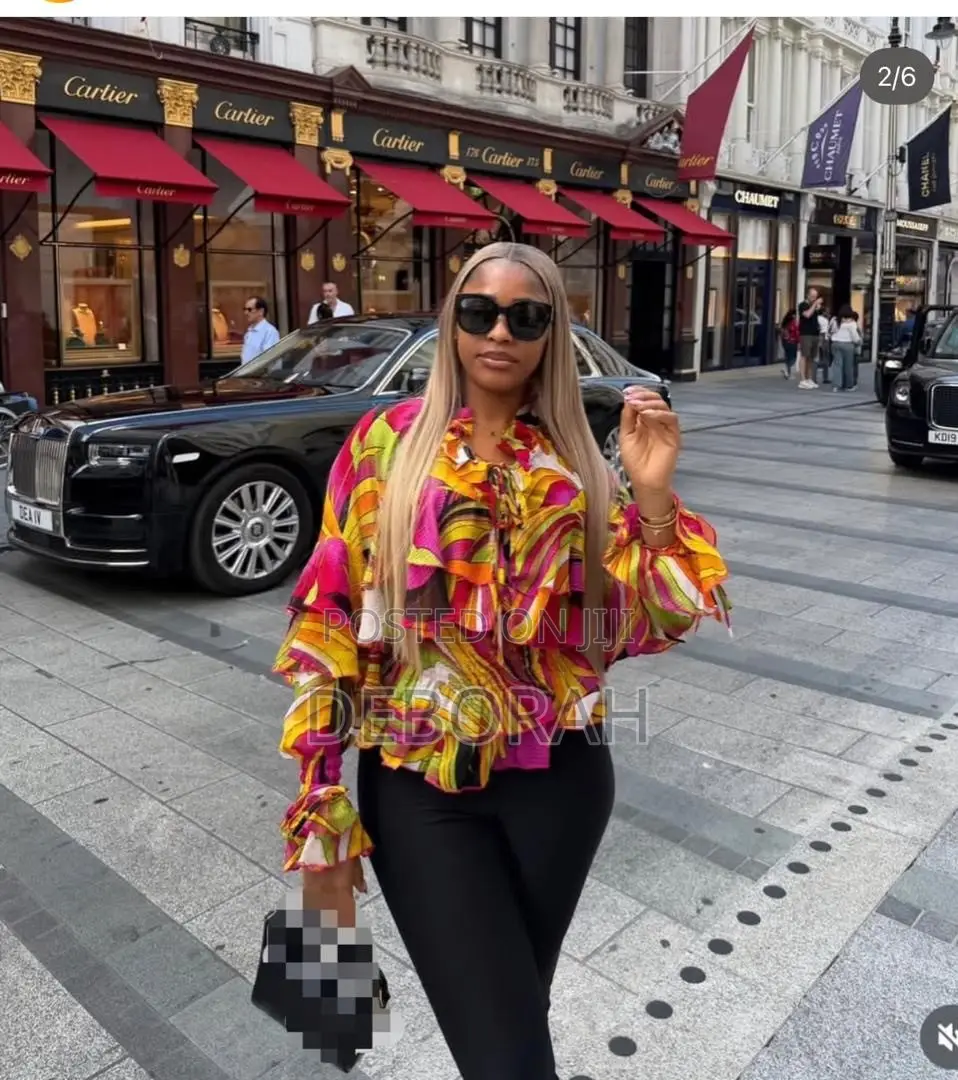 A Fashionable Flower Top