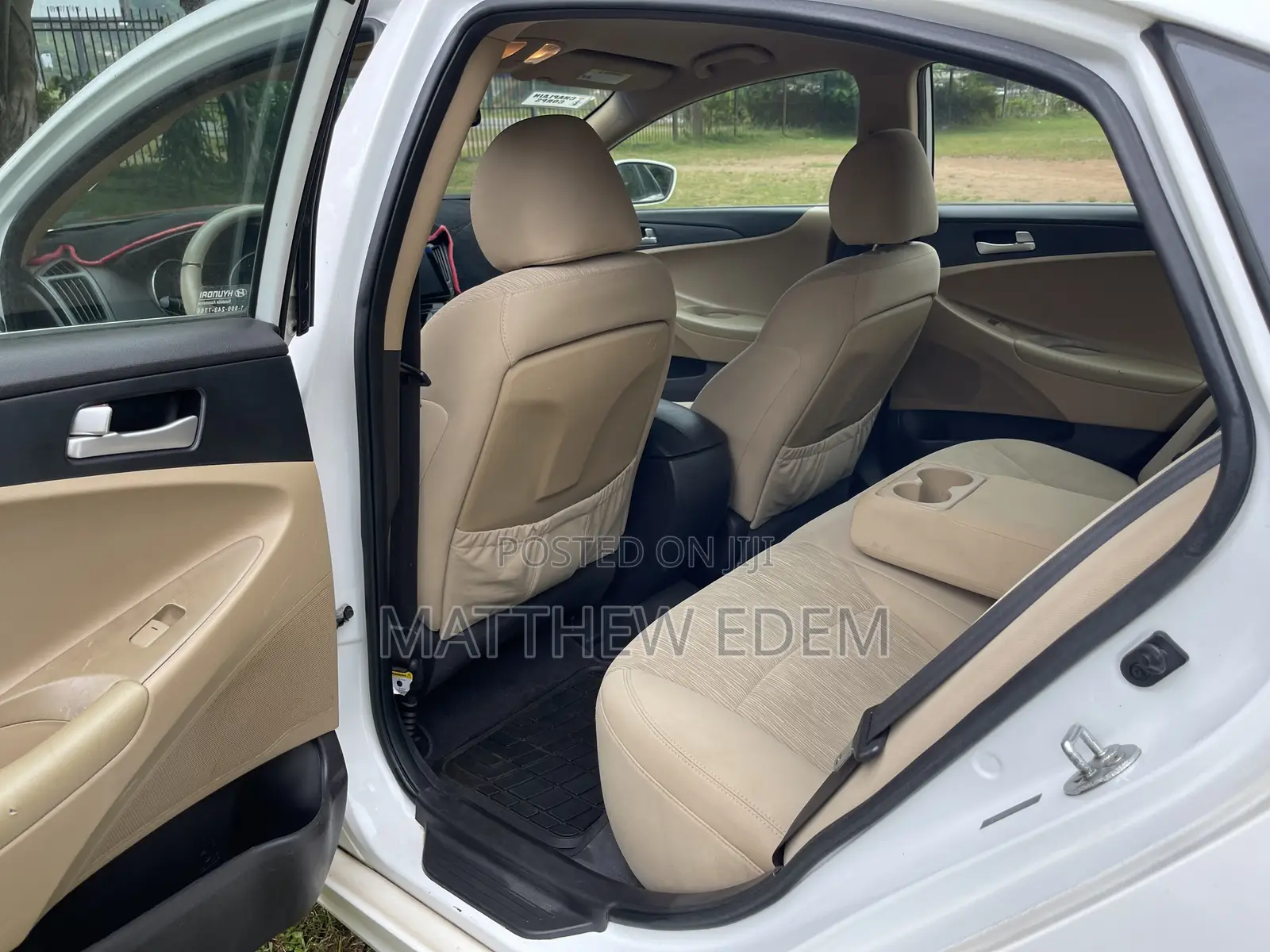 Hyundai Sonata SE 2.0T Sedan FWD (2.0L 4cyl 6A) 2012 White