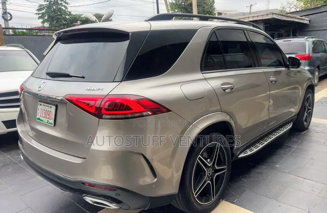 Mercedes-Benz GLE-Class GLE 350 4MATIC 2020 Gold