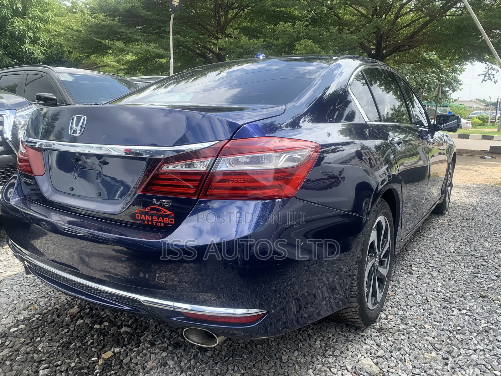 Honda Accord Touring V6 4dr Sedan FWD (3.5L 6cyl 6A) 2017 Blue