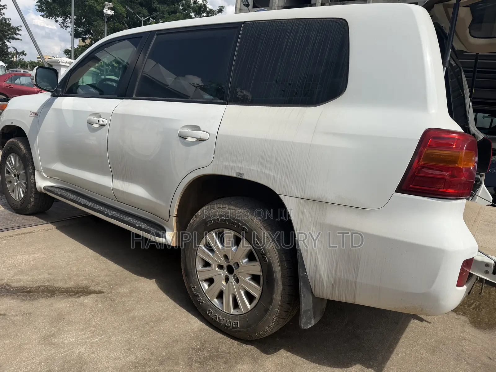 Toyota Land Cruiser 2013 White