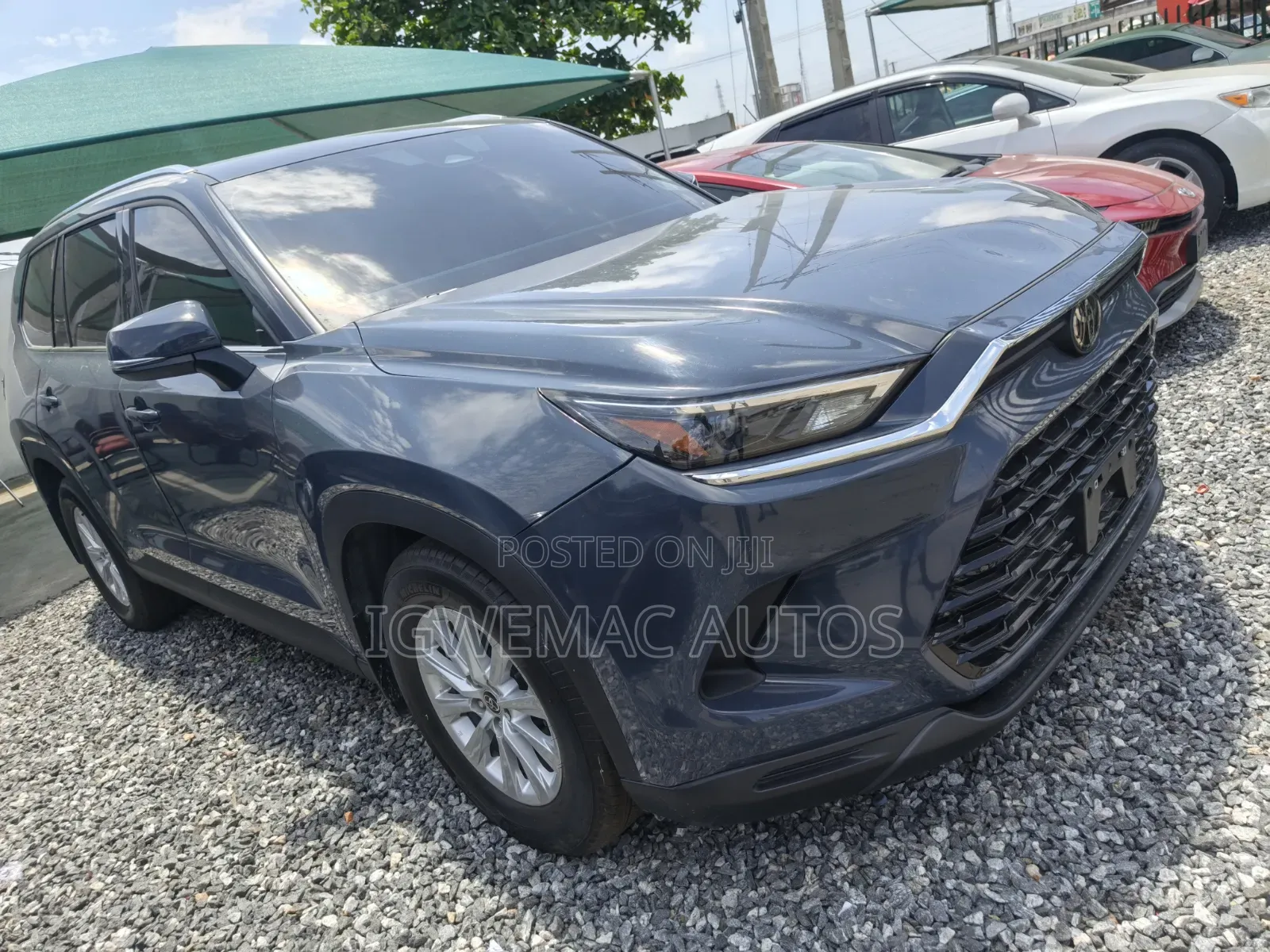 Toyota Highlander XLE 2025 Blue