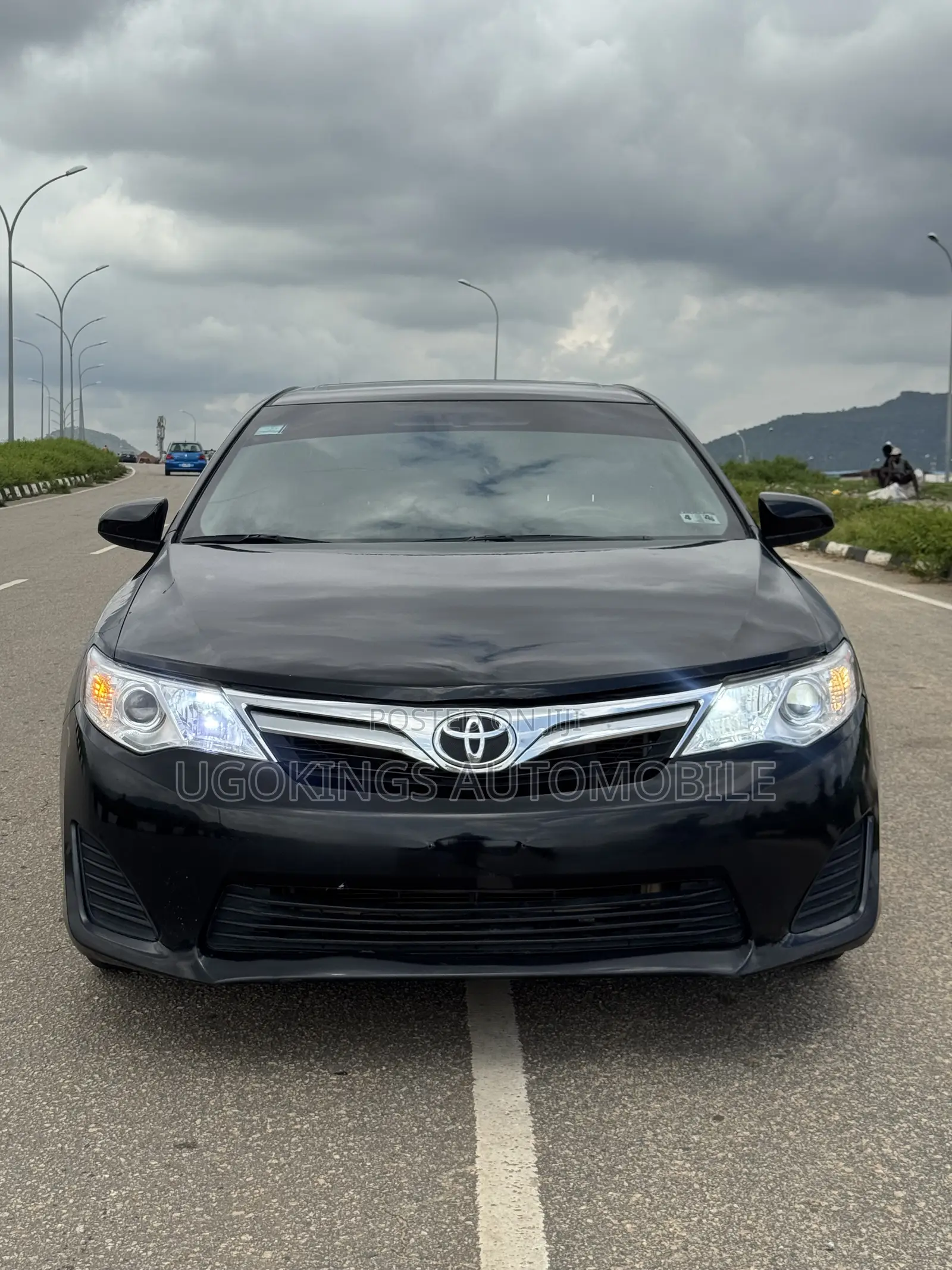 Toyota Camry XLE V6 4dr Sedan (3.5L 6cyl 6A) 2013 Black