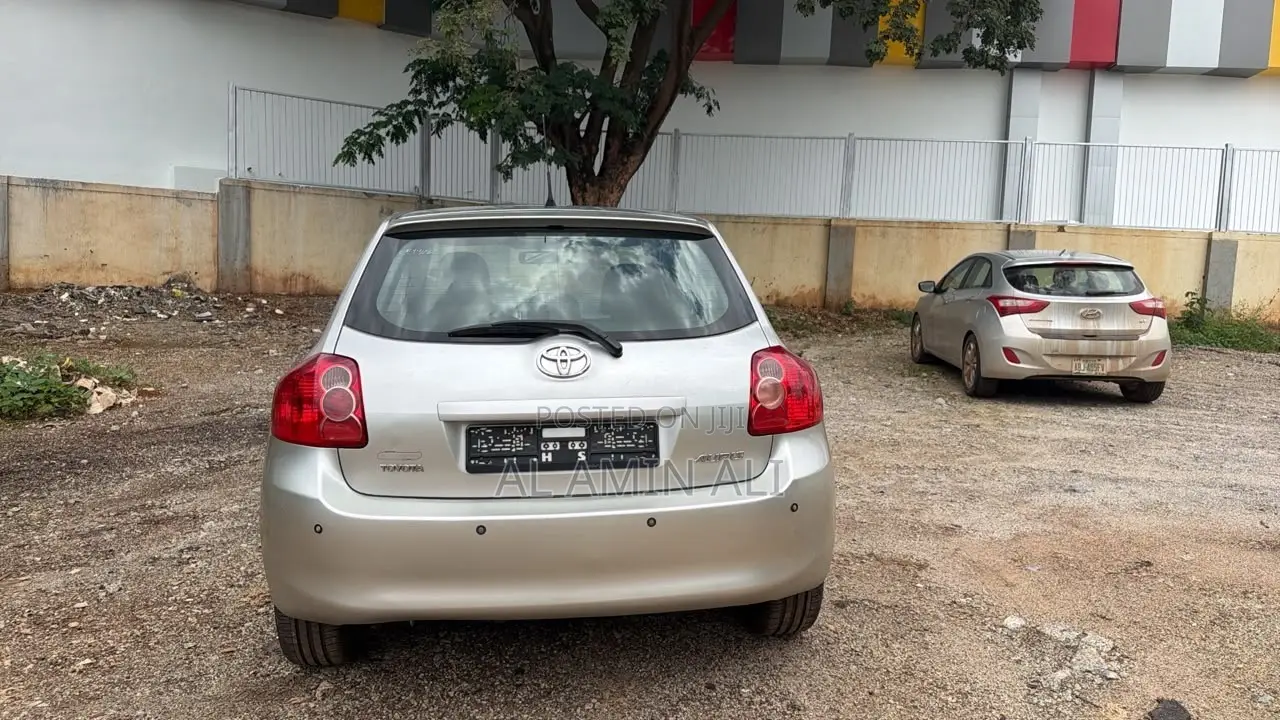 Toyota Auris 2007 Gold