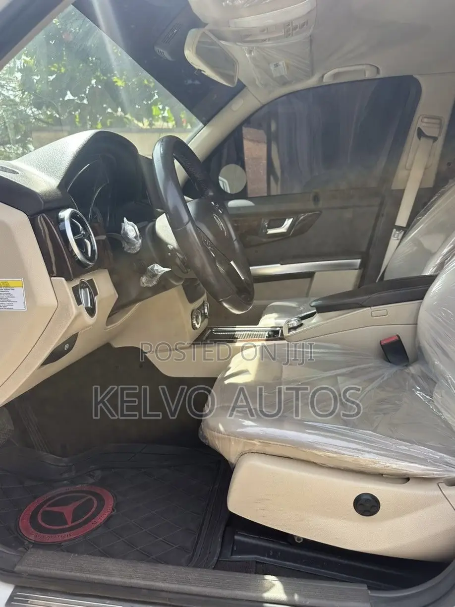 Mercedes-Benz GLK-Class 350 4MATIC 2013 White