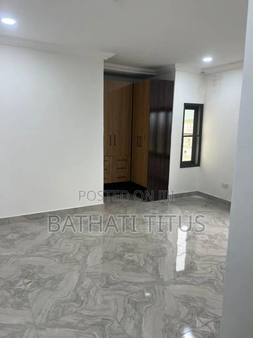 3bdrm Block of Flats in Katampe (Main) for rent