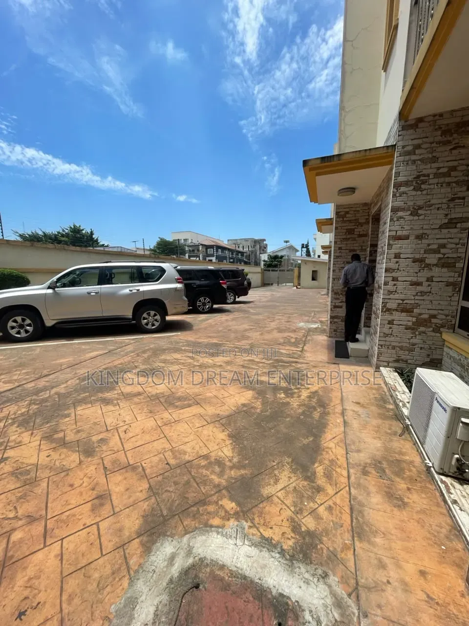 1bdrm House in Lekki Phase 1 Lagos for rent