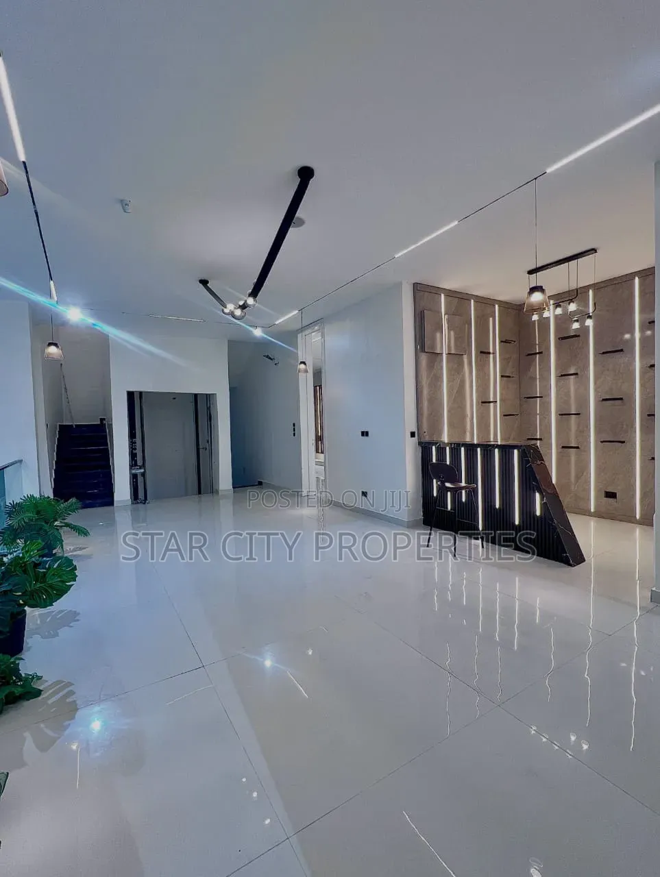 Furnished 5bdrm Townhouse/Terrace in Osapa for sale