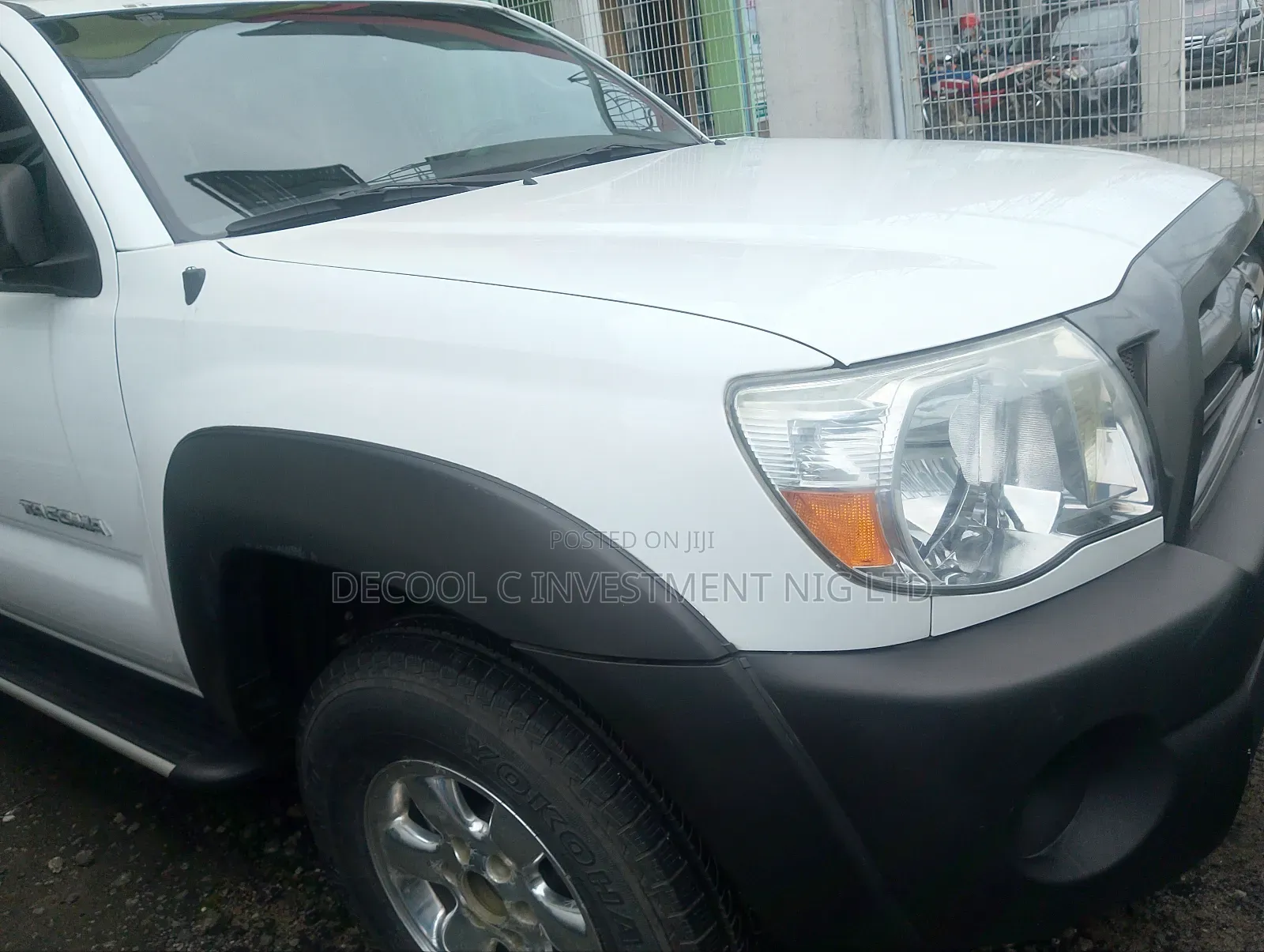 Toyota Tacoma Access Cab 4x4 2.7L 4-Cyl. 4-Speed Automatic 2013 White
