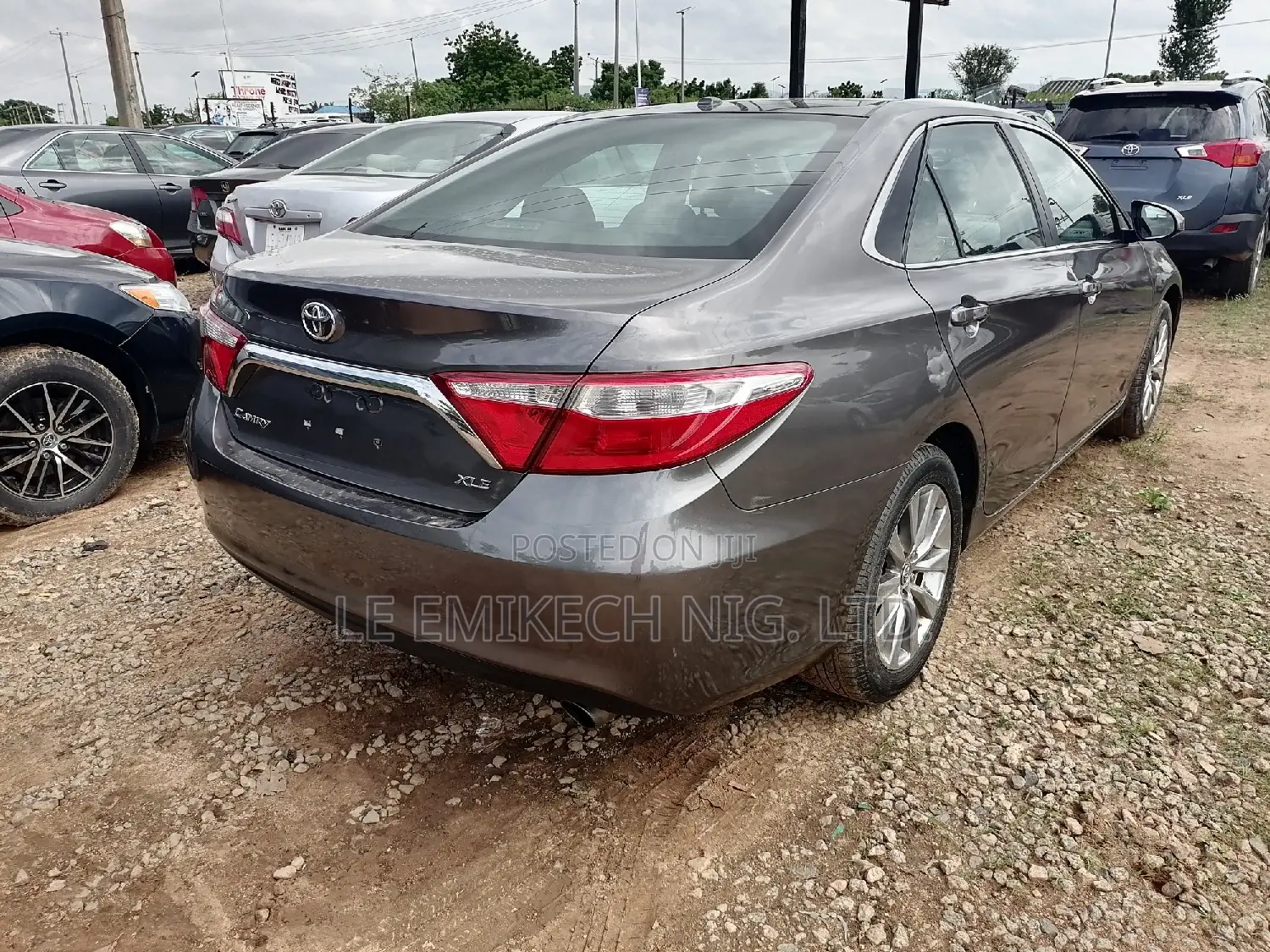 Toyota Camry 2016 Gray
