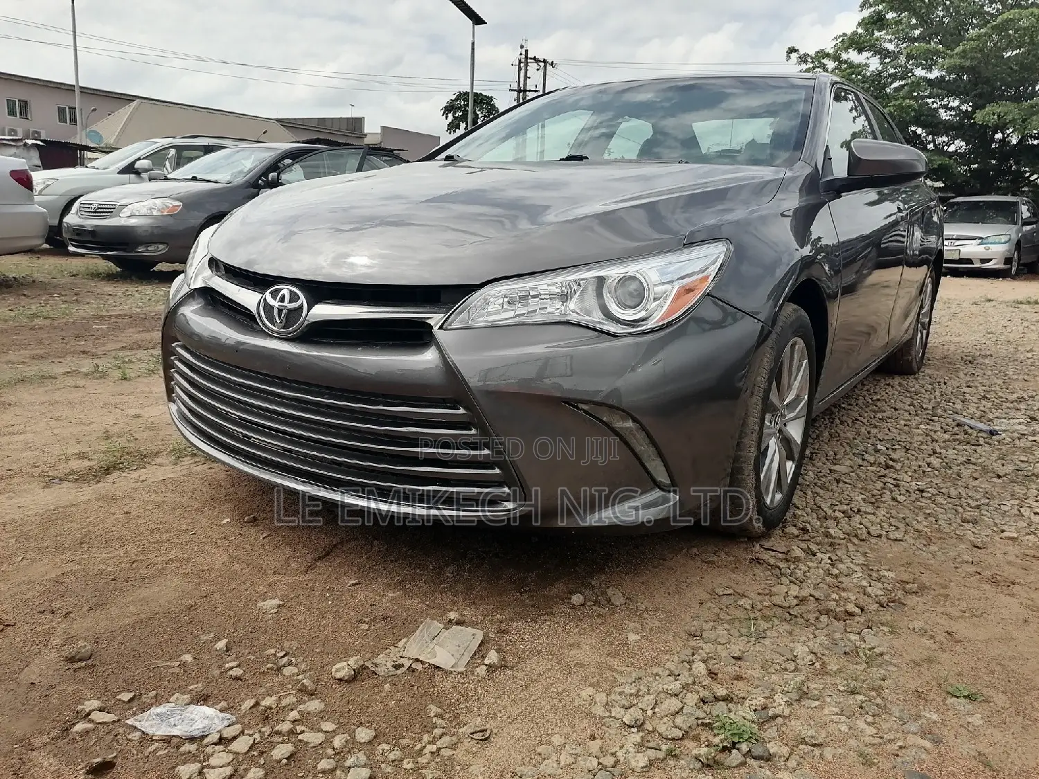 Toyota Camry 2016 Gray