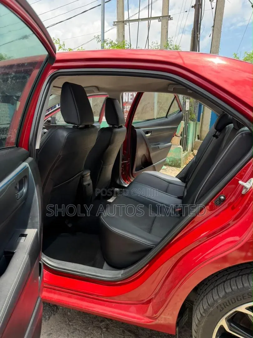Toyota Corolla S 4dr Sedan (1.8L 4cyl CVT) 2016 Red