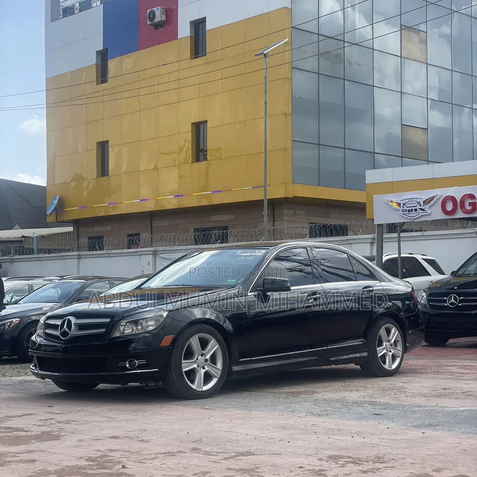 Mercedes-Benz C300 2010 Black