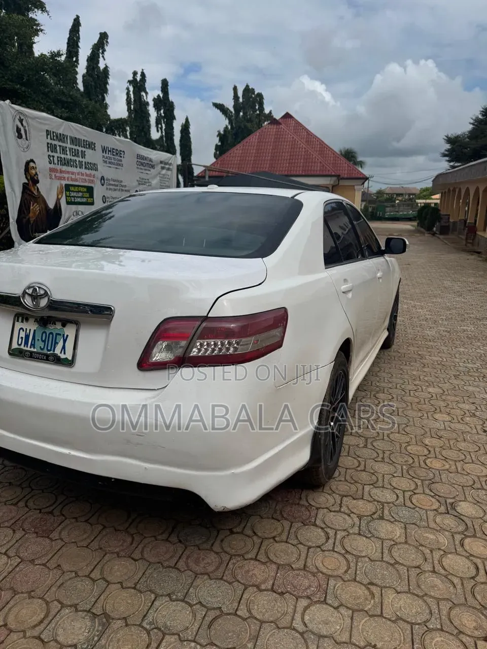 Toyota Camry 2011 White