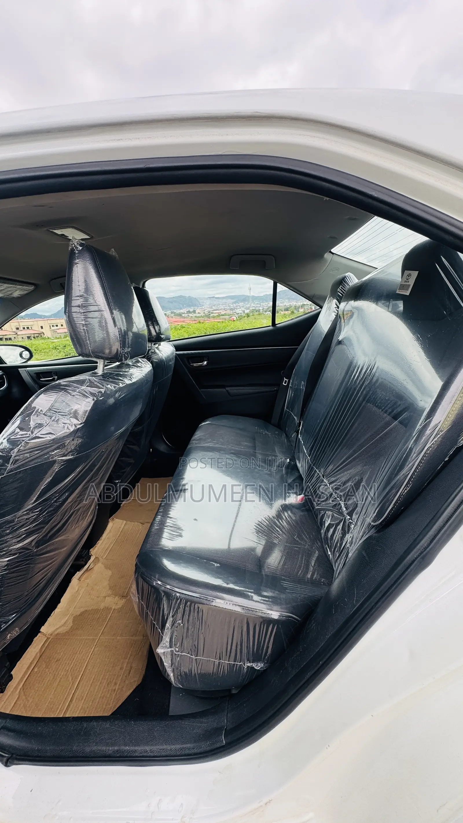 Toyota Corolla S 4dr Sedan (1.8L 4cyl CVT) 2015 White